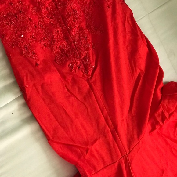 Prom dress - Picture 7 of 8